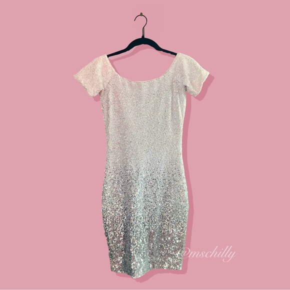 Dress the Population Dresses & Skirts - Dress the Population Larissa Off Shoulder Silver Ombre Sequin Mini Dress Sz S